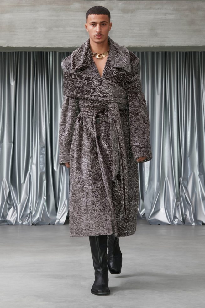 00011-gmbh-menswear-fall-2022-credit-brand