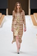 00015-chanel-couture-spring-22-credit-gorunway