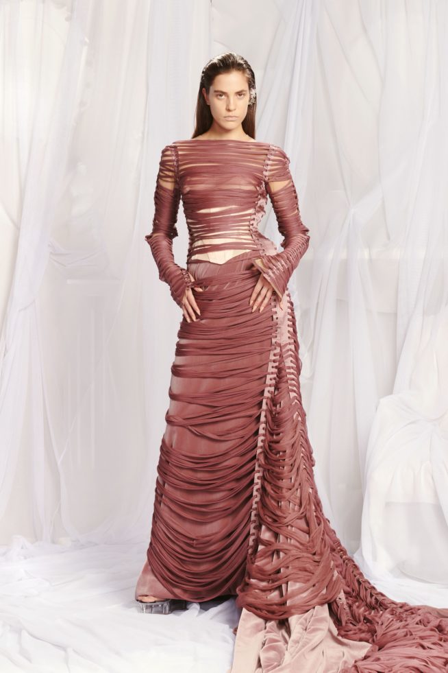 00017-jeanpaulgaultier-couture-spring-22-paris-credit-arnaudlajeunie
