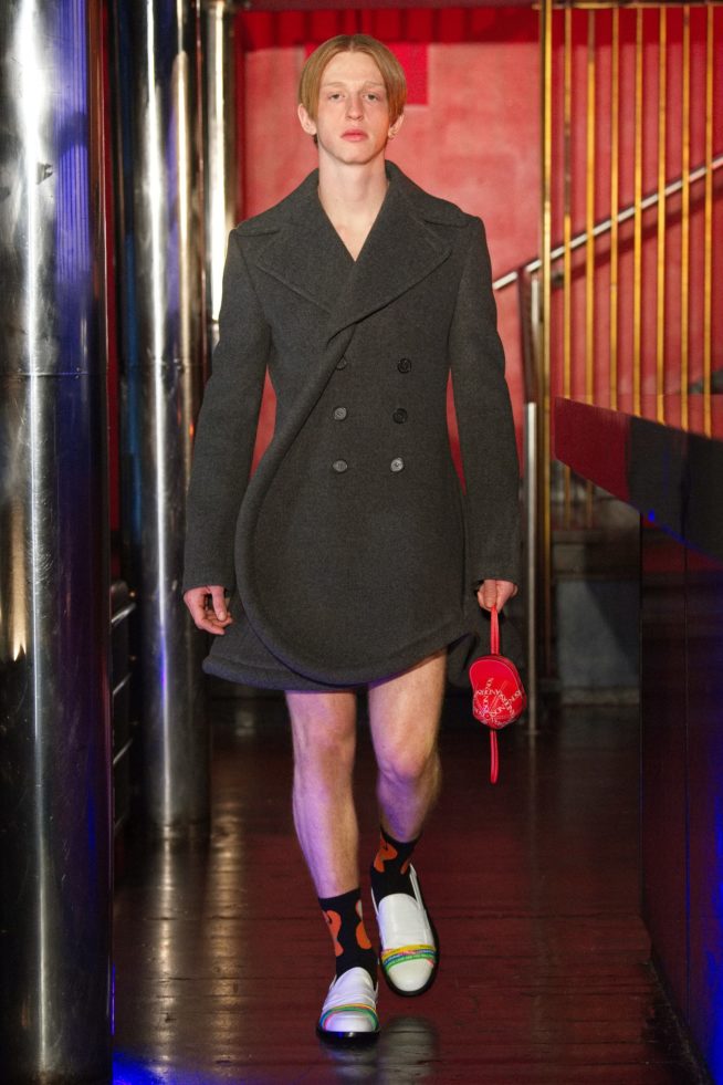 00019-jw-anderson-milan-menswear-fall-2022-credit-brand