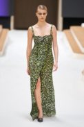 00022-chanel-couture-spring-22-credit-gorunway