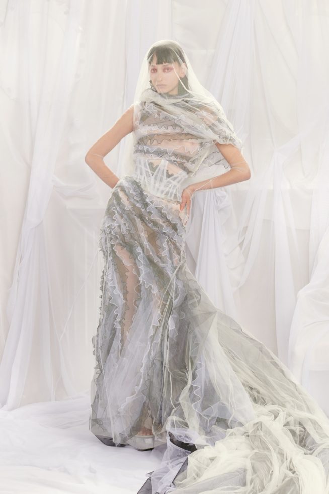00027-jeanpaulgaultier-couture-spring-22-paris-credit-arnaudlajeunie