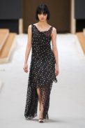 00034-chanel-couture-spring-22-credit-gorunway