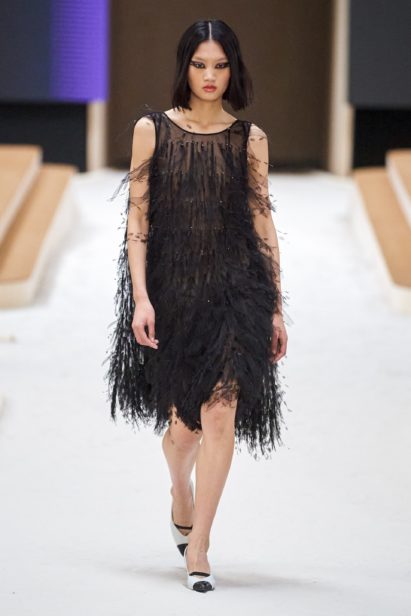 00037-chanel-couture-spring-22-credit-gorunway