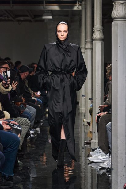 00042-alaia-fall-22-paris-credit-brand