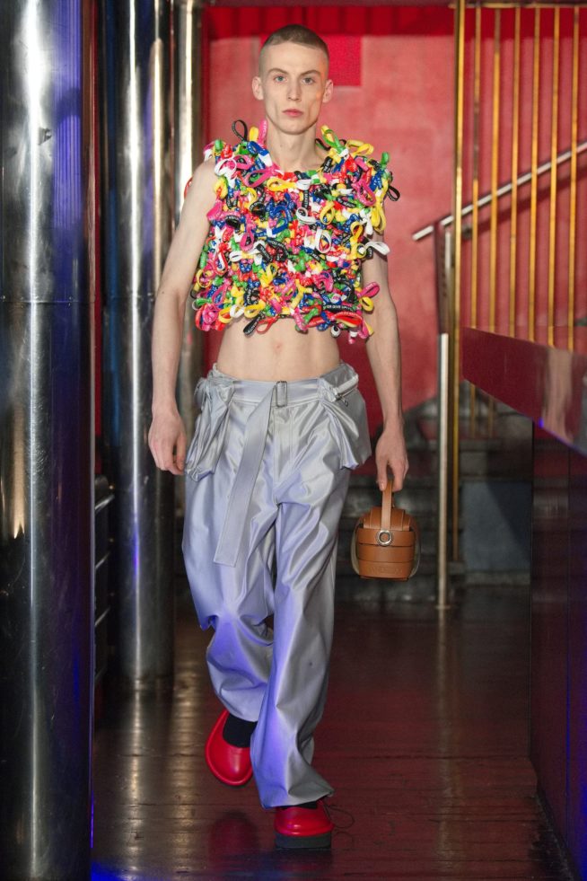 00042-jw-anderson-milan-menswear-fall-2022-credit-brand-1