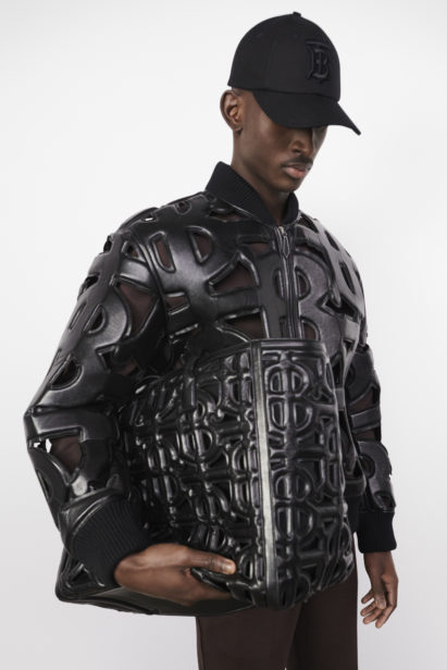 burberry-autumn_winter-2022-pre-collection-look-12