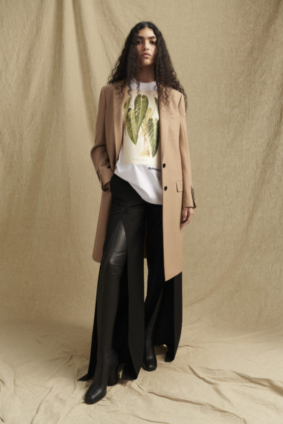 burberry-autumn_winter-2022-pre-collection-look-19