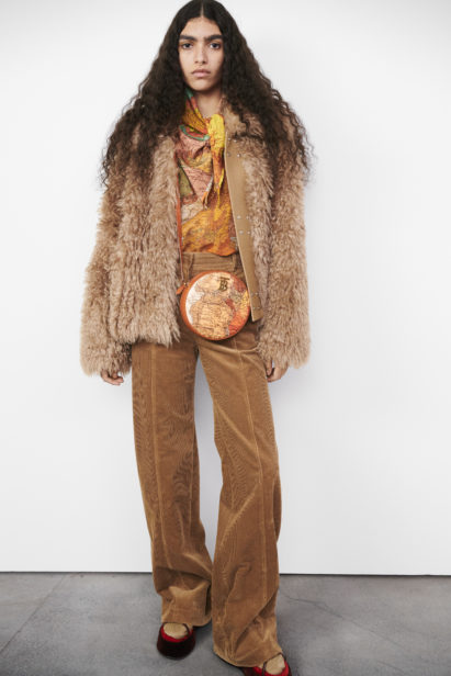 burberry-autumn_winter-2022-pre-collection-look-7