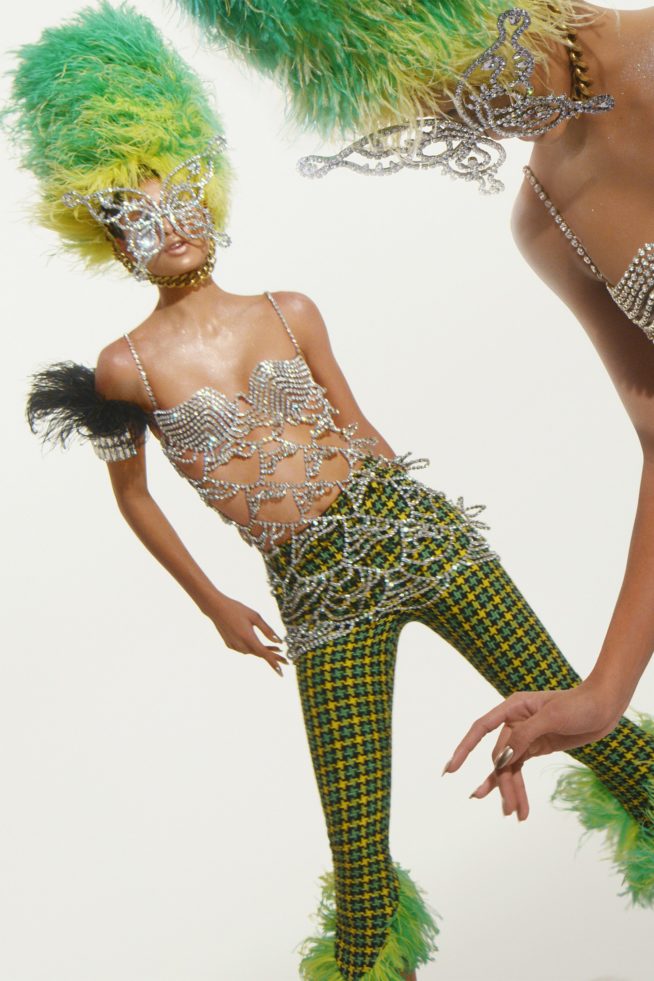 00010-area-spring-22-rtw-credit-brand