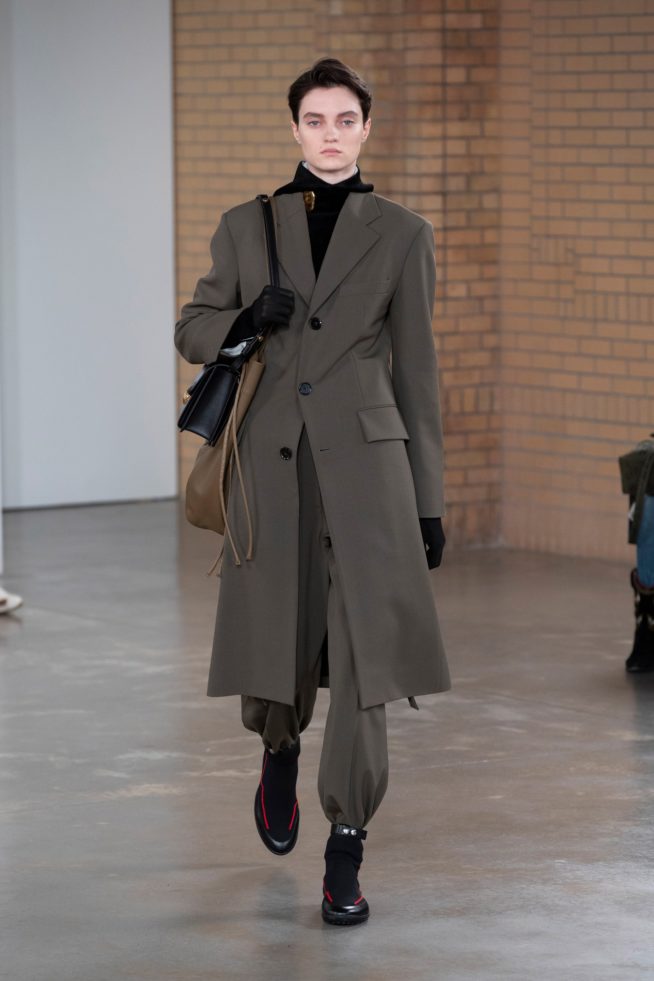 00010-proenzaschouler-fall-22-newyork-credit-jonasgustavasson