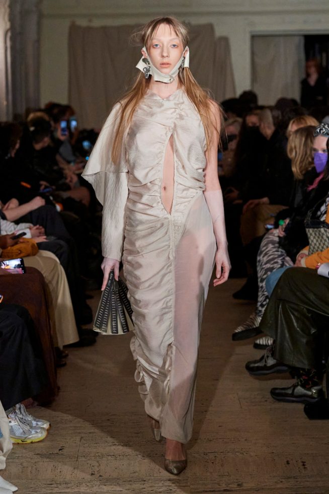 00012-elena-velez-fall-22-credit-isidore-montag-imaxtree