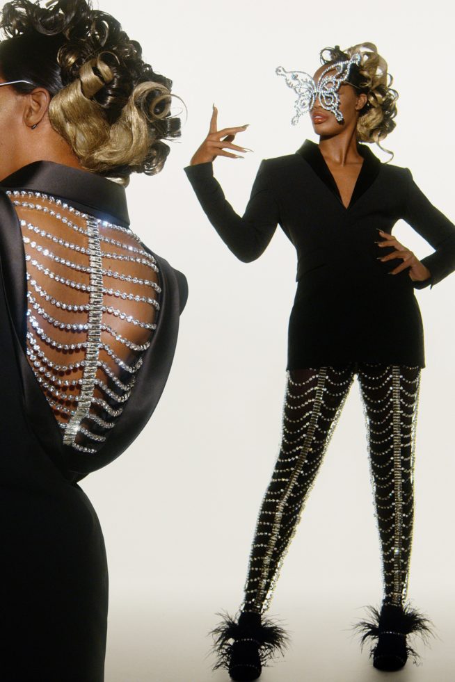 00021-area-spring-22-rtw-credit-brand