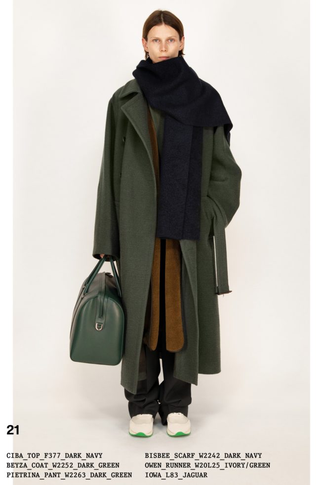 00021-the-row-fall-2022-new-york-credit-brand