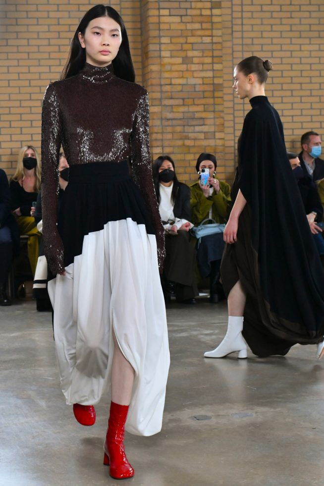 00023-proenzaschouler-fall-22-newyork-credit-jonasgustavasson