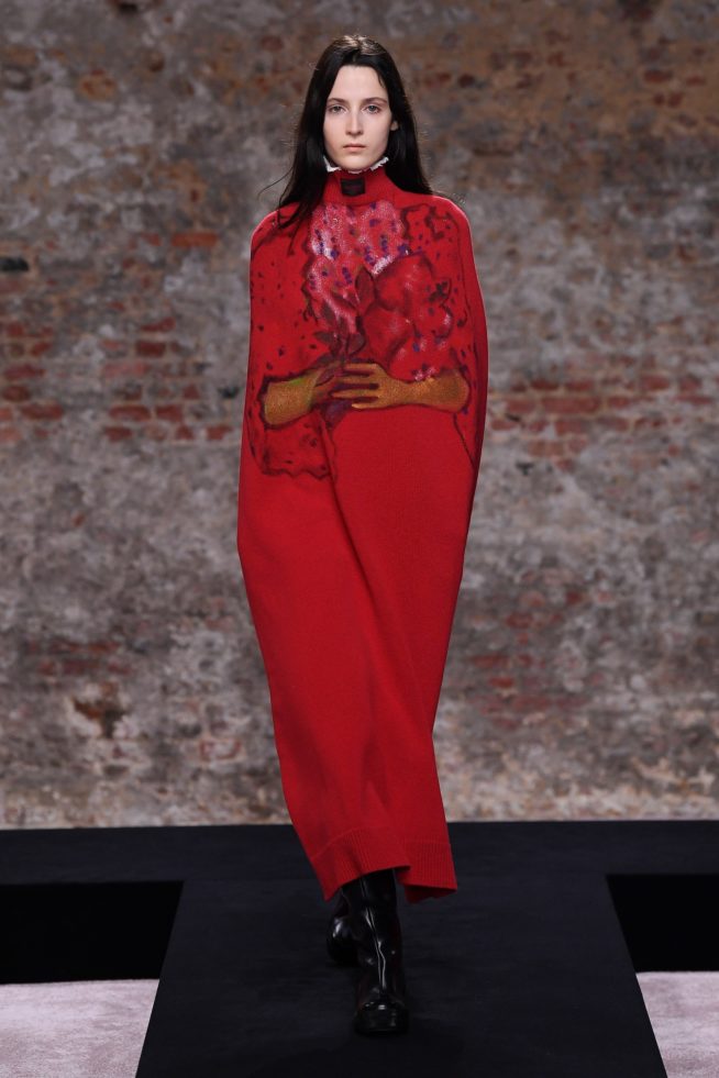 00023-raf-simons-fall-22-london-credit-brand
