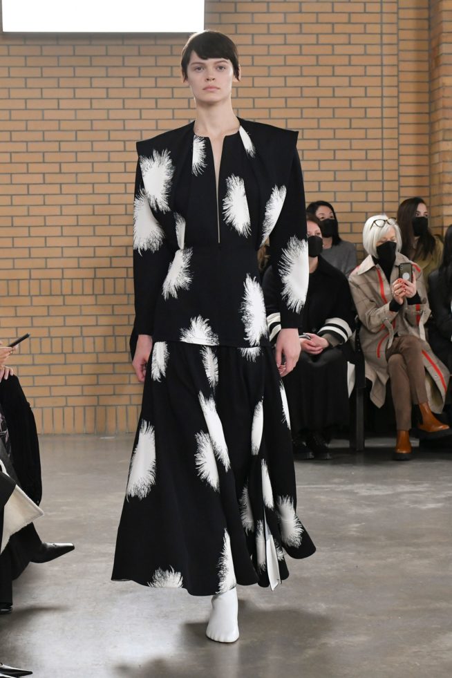 00029-proenzaschouler-fall-22-newyork-credit-jonasgustavasson