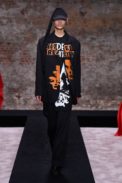 00032-raf-simons-fall-22-london-credit-brand