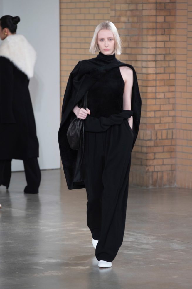 00033-proenzaschouler-fall-22-newyork-credit-jonasgustavasson