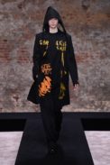 00035-raf-simons-fall-22-london-credit-brand