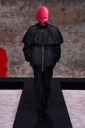 00037-raf-simons-fall-22-london-credit-brand