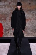 00041-raf-simons-fall-22-london-credit-brand