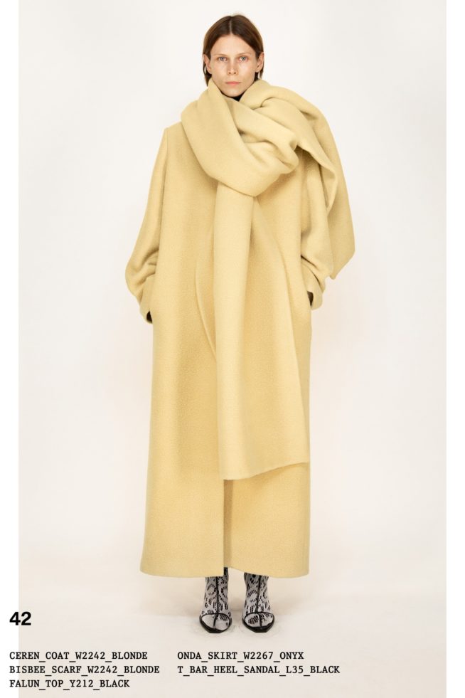 00042-the-row-fall-2022-new-york-credit-brand