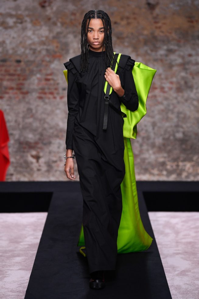 00044-raf-simons-fall-22-london-credit-brand