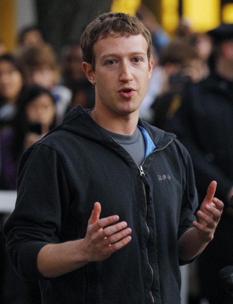 Meta passa a permitir que usuário considerem gays e trans como “doentes mentais”
As novas políticas de conduta atualizadas nos Estados Unidos e Reino Unido alinham as plataformas irmãs do Facebook ao discurso conservador. 